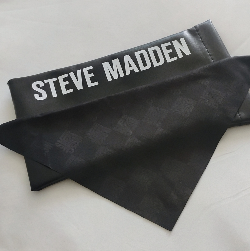 Steve Madden Sunglass Case 😎